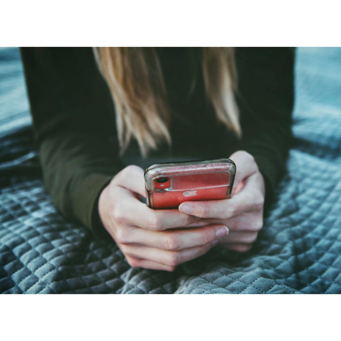 How to Express Your Sympathy From Far Away - The Comfort Company