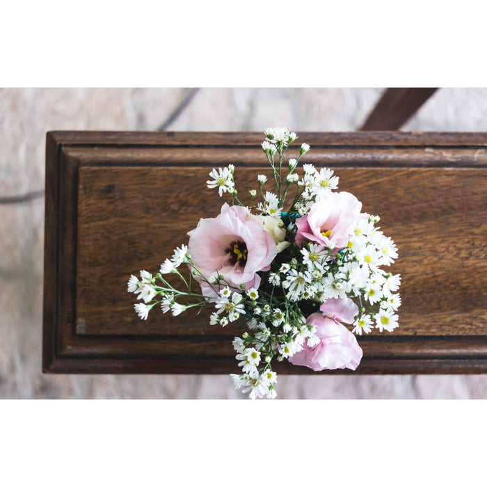 What is a Good Gift for Someone Who Lost a Parent? - The Comfort Company