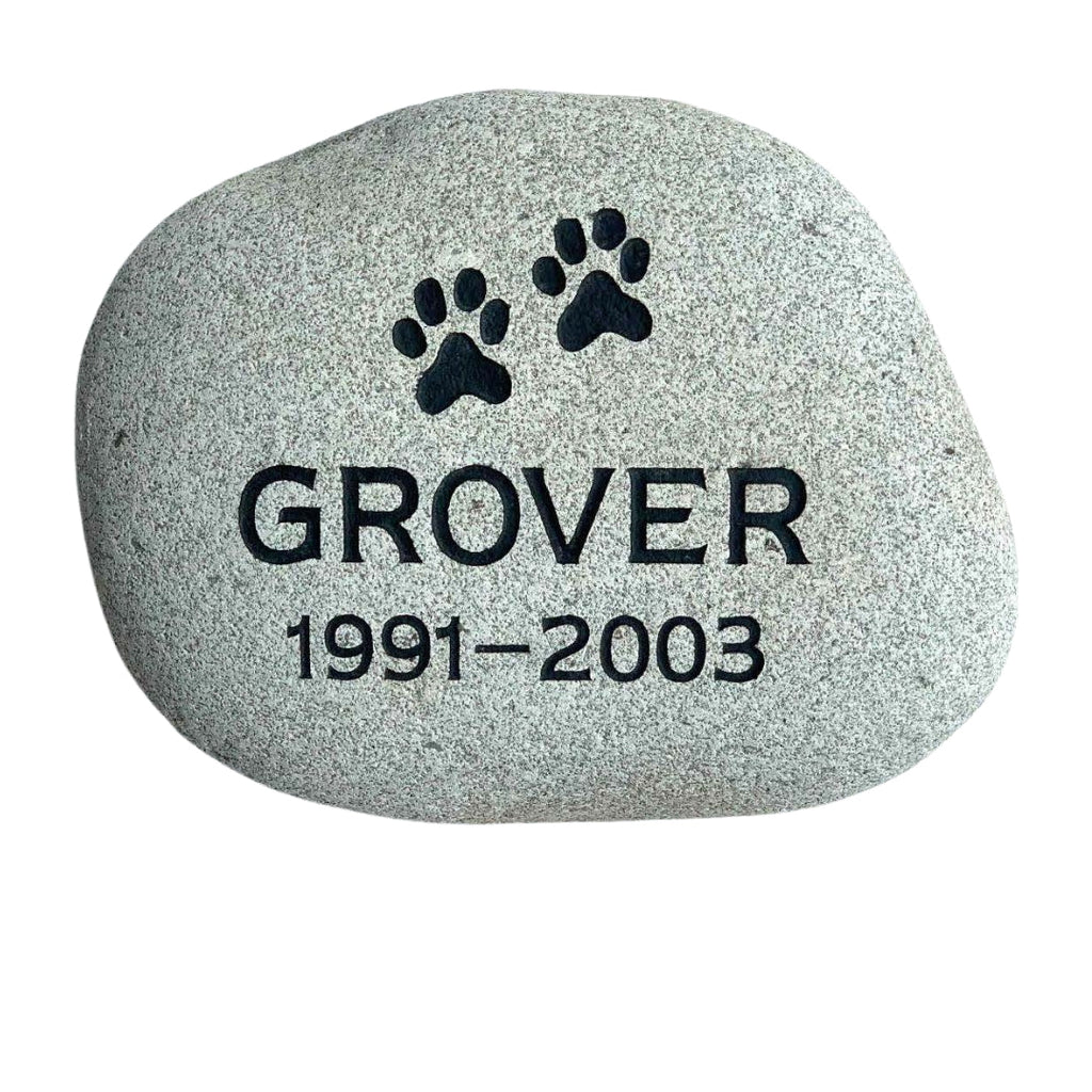 Beautifully Engraved Stones for Loved Ones and Pets